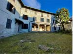 Palazzo / Stabile di 800 m² con più di 5 locali in vendita a Molteno