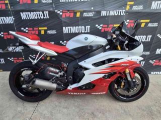 YAMAHA YZF R6 Solo Export rif. 23680775