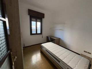 Stanza in appartamento in affitto a Novara