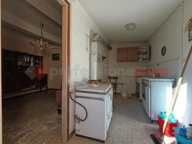 Rustico / Casale di 214 m² con 4 locali e box auto in vendita a Invorio - Foto 3