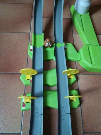 REGALO Pista super Mario Kart Milano Rogoredo metro gialla - Foto 5