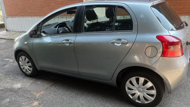 Toyota Yaris 1.0 5 porte Sol - Foto 7