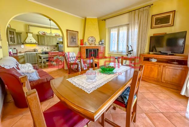 Villa in vendita a Montecatini-Terme 400 mq Rif: 1248056 - Foto 2