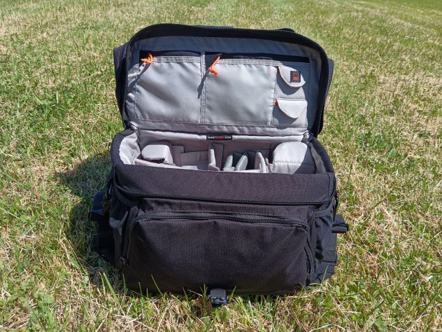 Borsa fotografica Lowepro modello Nova 200 AW - Foto 4