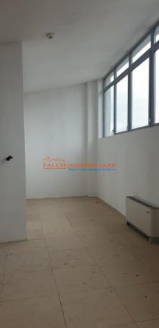 BRESSO, VIA CAROLINA ROMANI, VENDESI UFFICIO DI 176 MQ - Foto 5