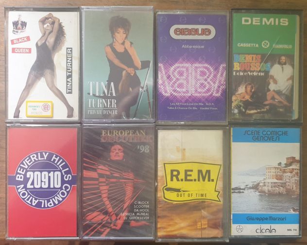 Lotto 10 8 MC T. Turner D. Roussos R.E.M. altro