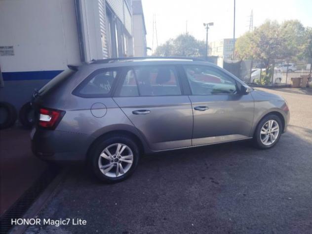 SKODA Fabia 1.0 TSI Wagon Design Edition rif. 23884096 - Foto 8