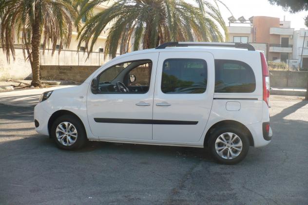 Renault Kangoo Blue dCi 8V 95 CV 5 porte Limited2 - Foto 3