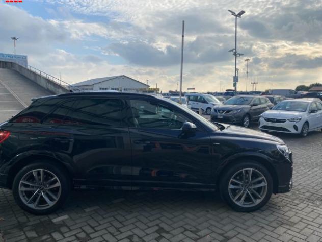 AUDI Q3 35 TFSI S tronic S line edition rif. 24171537 - Foto 4