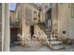 Appartamento di 450 m² con 3 locali in vendita a Castiglione di Sicilia