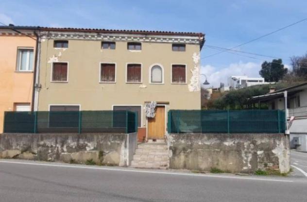 Immobile in asta di 267 m² con più di 5 locali e box auto in vendita a Pianezze - Foto 3