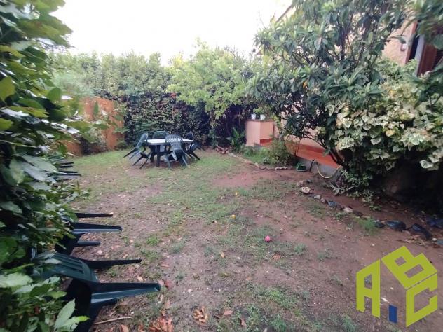 Pomaia - Rif. R1485.In campagna, a 1 km c.ca dal centro abitato di Pomaia e adiacente l'istituto Lama Tzong Khapa. Due appartamenti, con possibilità d - Foto 3