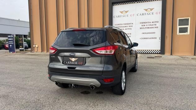 Ford Kuga 2.0 TDCI 150 CV 2017 - Foto 6