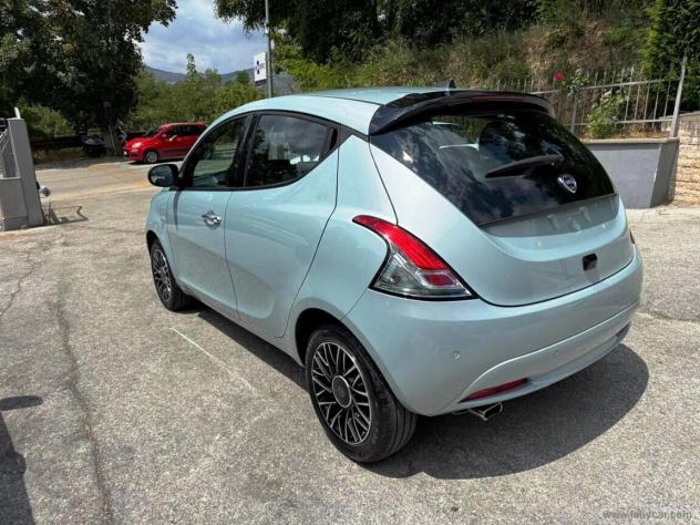 Lancia Ypsilon 1.2 69 CV 5 porte GPL Ecochic - Foto 7