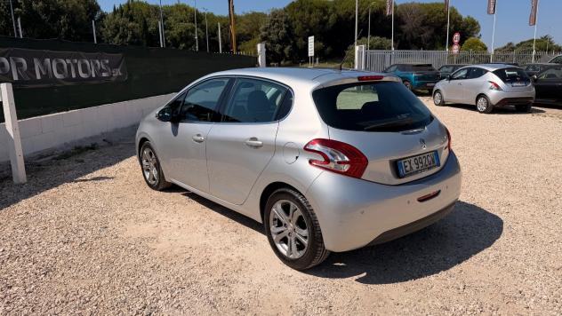 Peugeot 208 PureTech 82 3 porte Active - Foto 6
