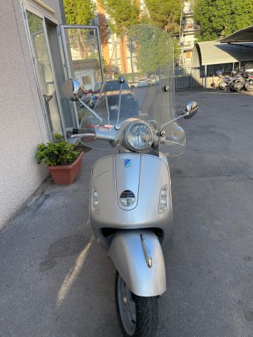 Vespa GTS 250