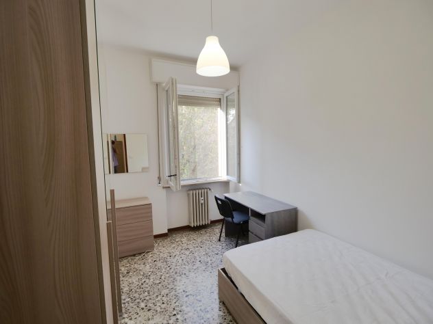 Affittasi stanza zona Pablo/Santa Croce comoda per facoltà universitarie