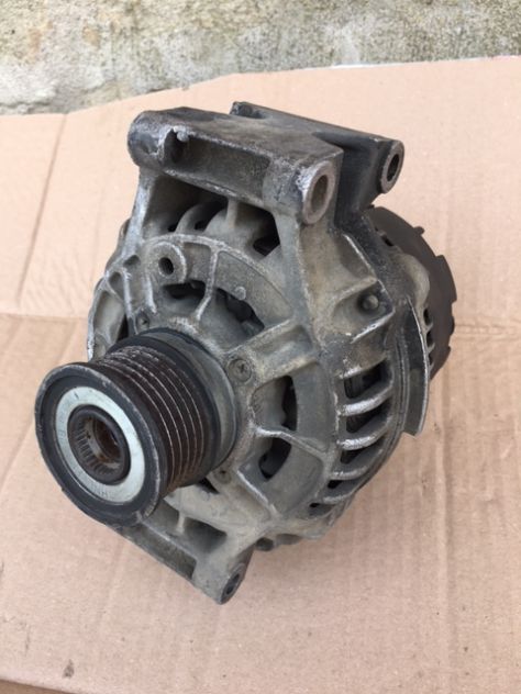 Alternatore 0123320065 / 625859 Mercedes VITO 2.2 112 CDi 122 cv. W638 - Foto 3