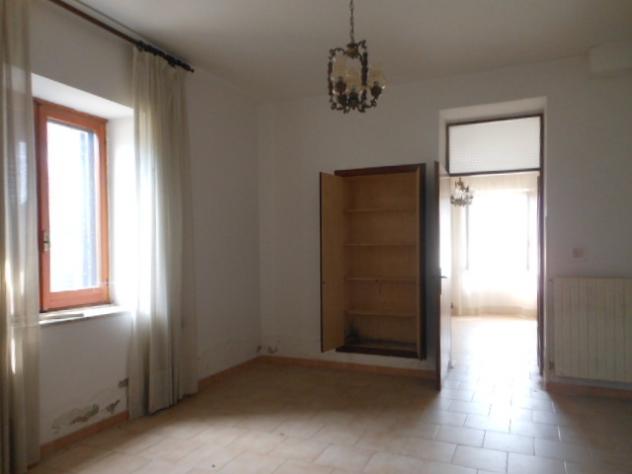 2072/ PIETRAMELARA Appartamento di 100 mq al piano terra di una villetta bifamiliare al centro di Pietramelara, in via Giuseppe Garibaldi, n.16 con gi - Foto 10