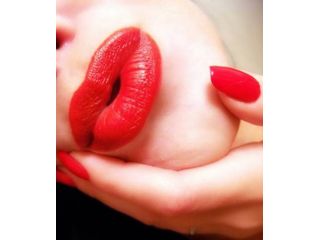 Massaggi - benessere Rovato - RICEVO A ROVATO O POSSO RAGGIUNGERTI DOLCE MASSAGGIATRICE BIONDA Tel:3299820949