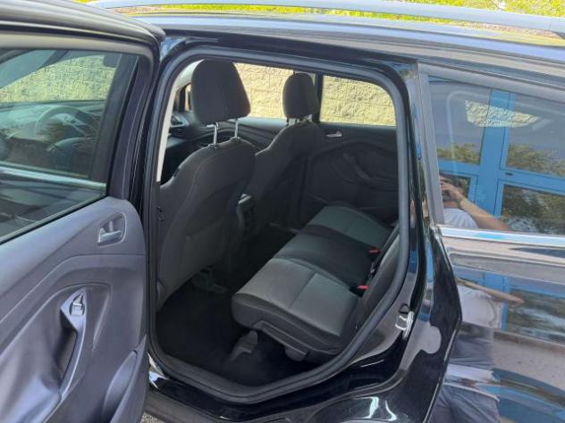 Ford Kuga 1.5 tdci Plus s, GANCIO TRAINO! - Foto 4