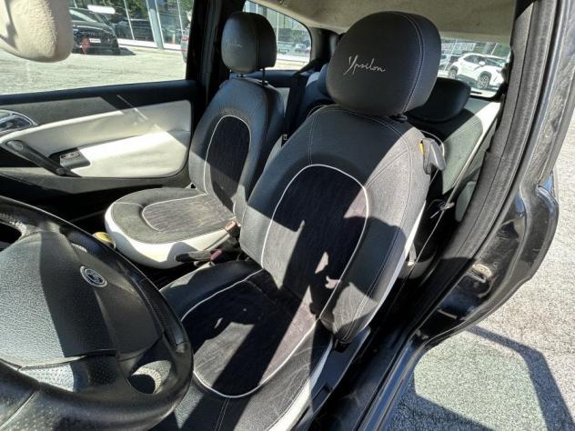 Lancia Ypsilon 1.3 MJT 75 CV - Foto 5