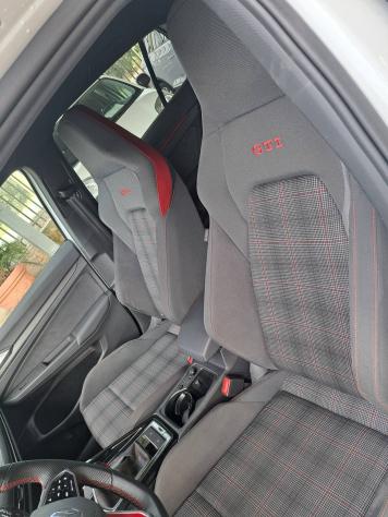 Volkswagen Golf GTI 2.0 TSI - Foto 8