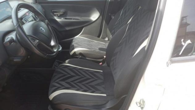 LANCIA Ypsilon 1.2 69 CV 5 porte rif. 24043936 - Foto 9
