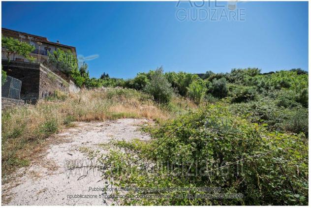 IMMOBILI-ALTRA CATEGORIA-Località Le Fornaci - Foto 3