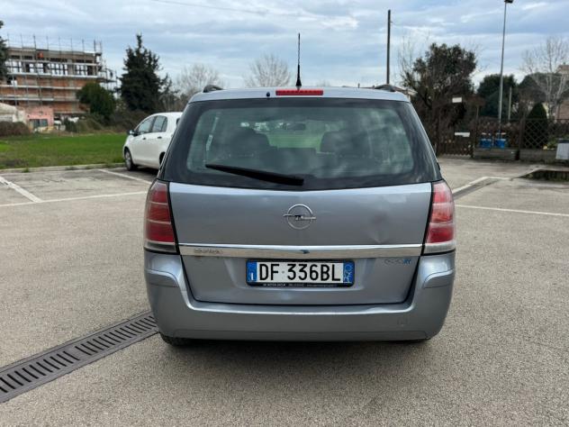 Opel Zafira 1.6 16V ecoM 94CV Cosmo - Foto 5