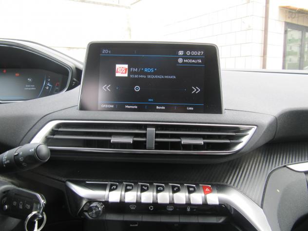 Peugeot 3008 BlueHDi 120 S&S Active - Foto 8