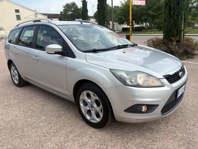 Ford Focus 1.6 TDCi (110CV) SW Tit. anno 2011 - Foto 3