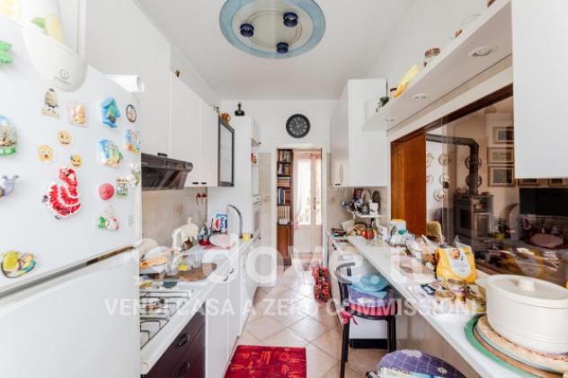 Villa di 350 m² con più di 5 locali e box auto in vendita a Cocquio-Trevisago - Foto 17