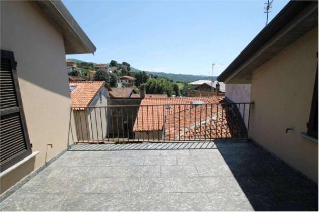 Palazzo / Stabile di 450 m² con più di 5 locali in vendita a Galbiate - Foto 19