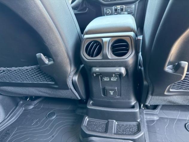 JEEP Wrangler Unlimited 2.0 PHEV ATX 4xe Sahara NUOVO rif. 23987078 - Foto 10