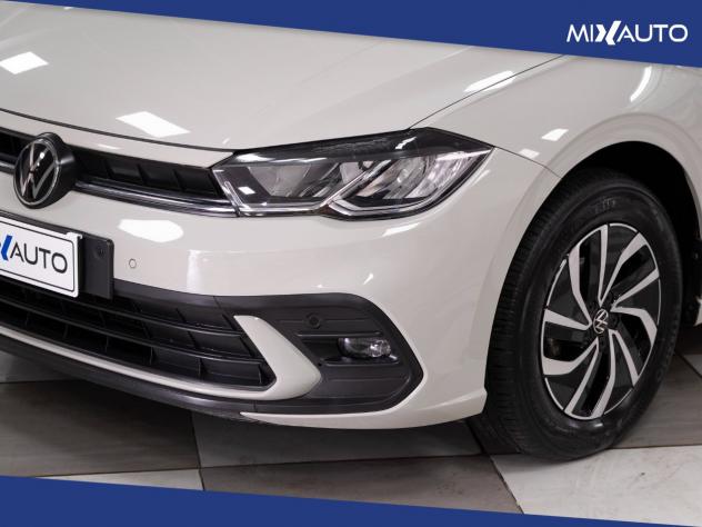 Volkswagen Polo 1.0 TSI Life 95CV - Foto 9