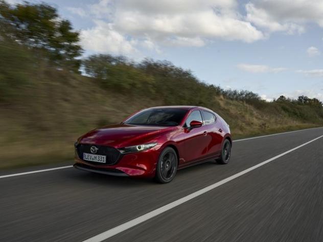 MAZDA 3 Mazda3 e-Skyactiv-G M Hybrid Centre Line rif. 23807886
