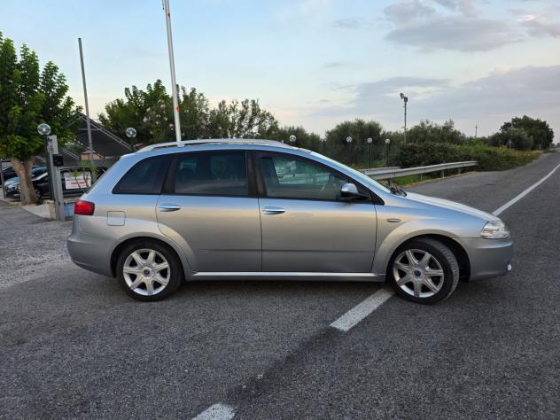 Fiat Croma 1.9 Multijet 16V Emotion - Foto 4