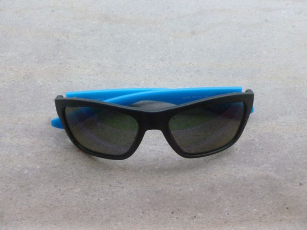 vendo occhiali da sole Swing mod ss169 polarizzati nuovi
