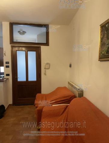 IMMOBILI-IMMOBILE RESIDENZIALE-Piazza Umberto I', 06035 Grutti PG, Italia - Foto 7