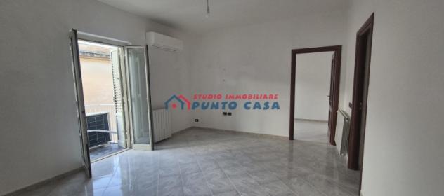 VIA MICHELE AMARI – Appartamento al 3° e ultimo p. s/a – 70mq ca. – 3 vani + acc. Ristrutturato. Euro 69 mila CL E - Foto 9