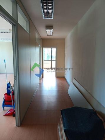Affittasi ufficio a Poggibonsi mq 115 - Foto 6