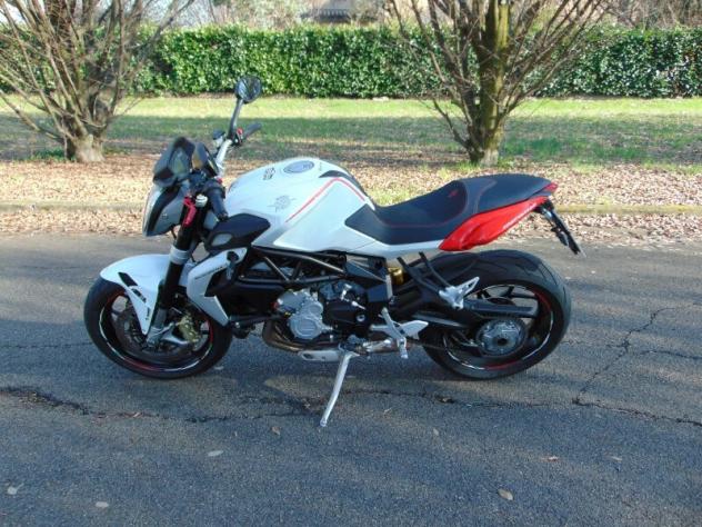 MV Agusta Brutale 800 EAS Italia - Foto 8
