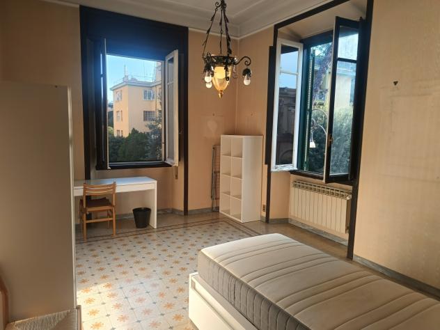 Stanza in appartamento in affitto a Roma