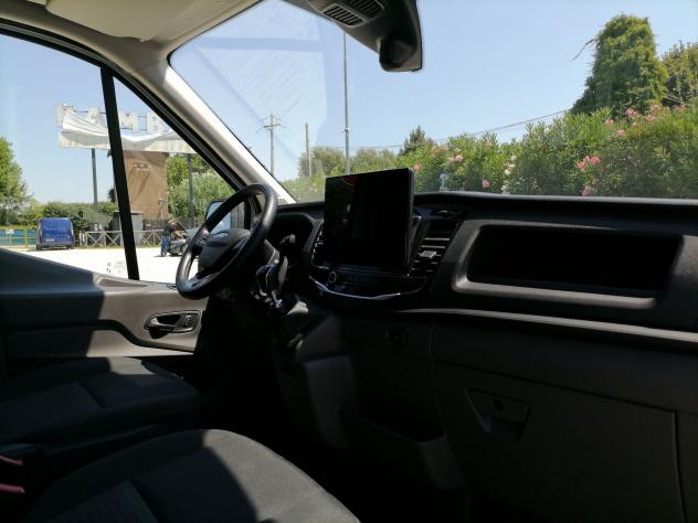 Ford Transit 350 fwd 2.0 ecoblue 130cv trend L2H2 - Foto 7