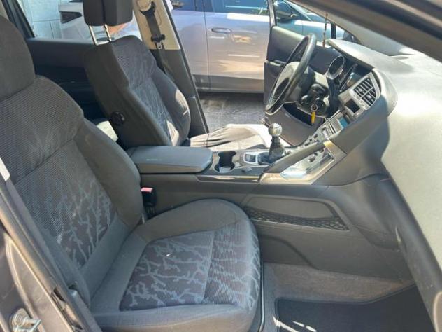PEUGEOT 3008 1.6 HDi 112CV Tecno rif. 23834471 - Foto 9