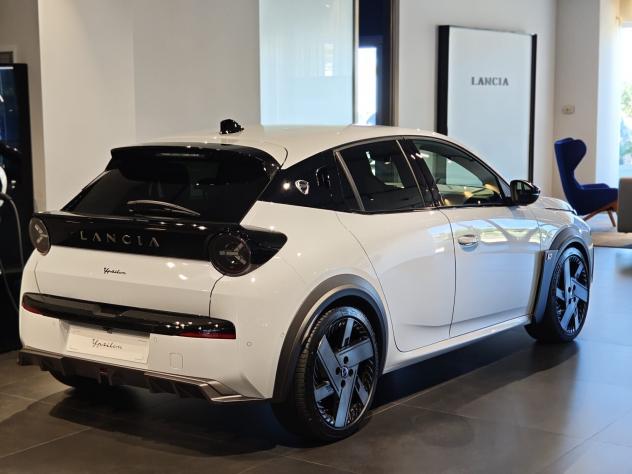 Lancia Ypsilon 54 kWh HF Line 280cv PRONTA CONSEGNA!! - Foto 4