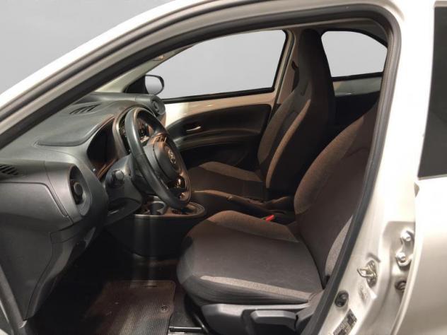 Toyota Aygo X 1.0 Active 72cv s-cvt - Foto 9