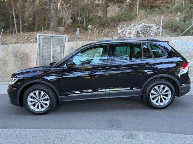 VOLKSWAGEN Tiguan 2.0 TDI 150 CV SCR DSG Life rif. 24024530 - Foto 5