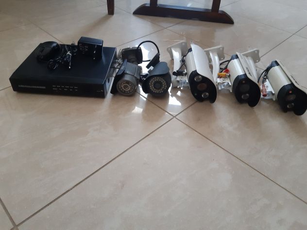 Kit videosorveglianza